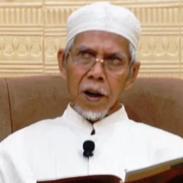 Potret KH Zainul Mu’ien Husni
